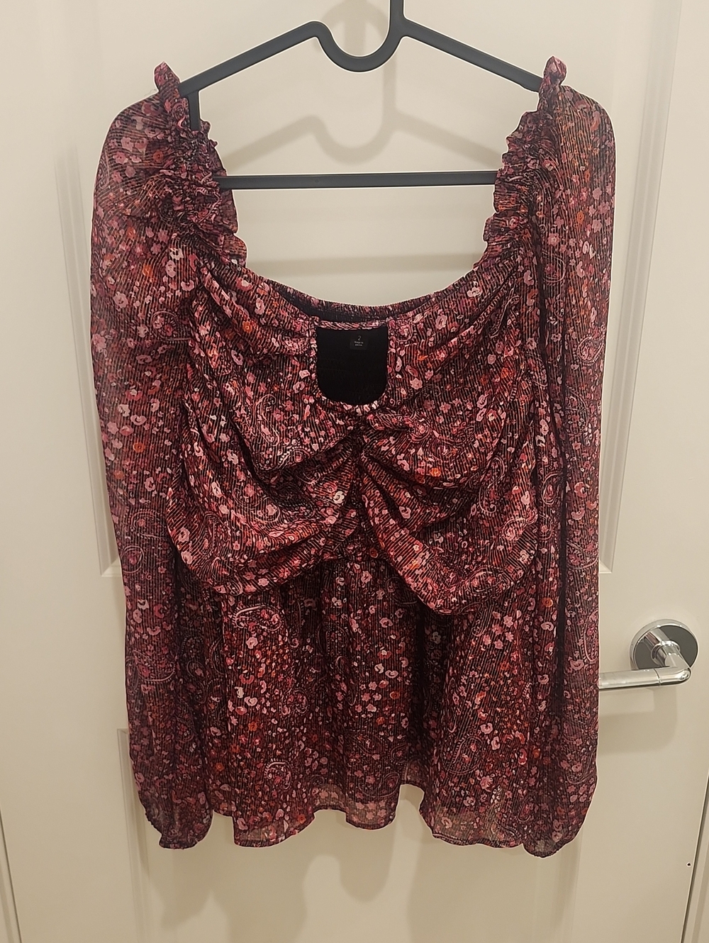 Torrid Floral Long Sleeve Blouse in Burgundy and Pink Womens Size 2/2X/18-20